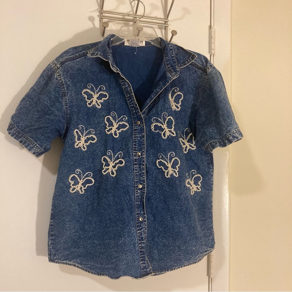 Vintage Silver Stream Acid Wash Chambray Faux Pearl Butterfly Shirt